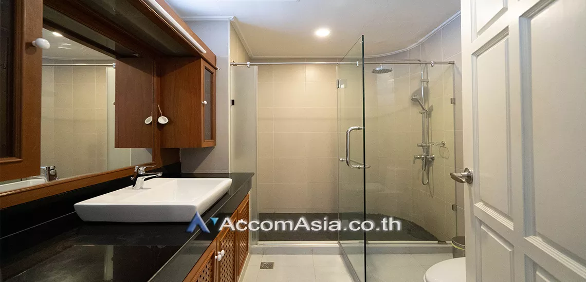 10  3 br Apartment For Rent in Sukhumvit ,Bangkok BTS Asok - MRT Sukhumvit at Perfect For Family AA30343