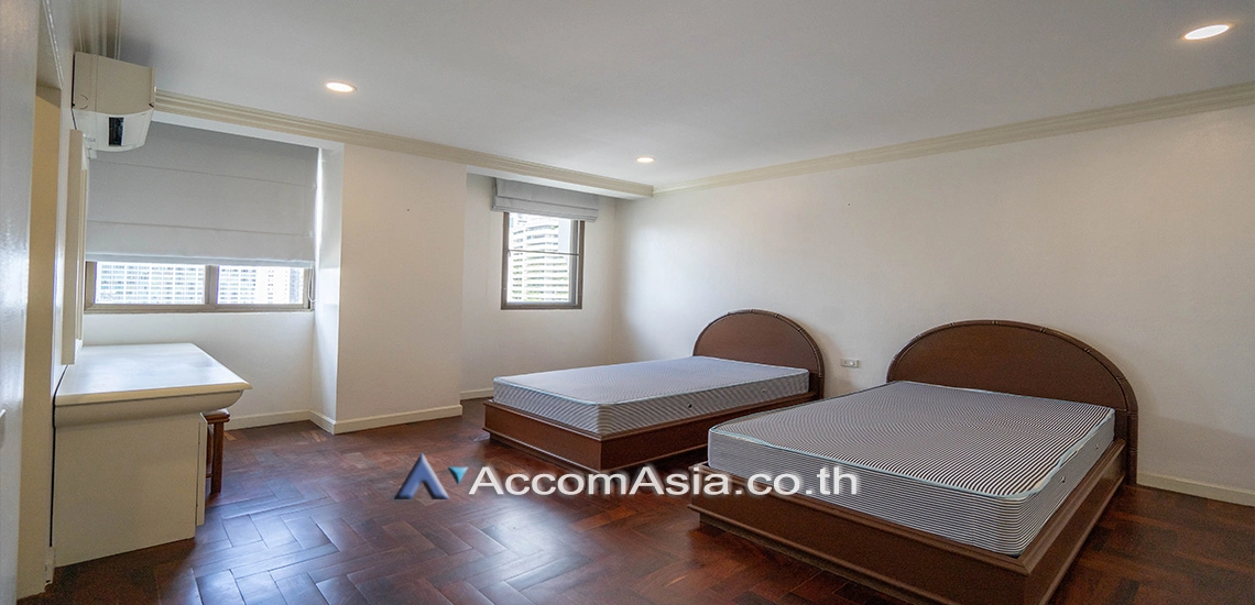 8  3 br Apartment For Rent in Sukhumvit ,Bangkok BTS Asok - MRT Sukhumvit at Family-Friendly 360 SQ.M. Residence Near Terminal 21 AA30343