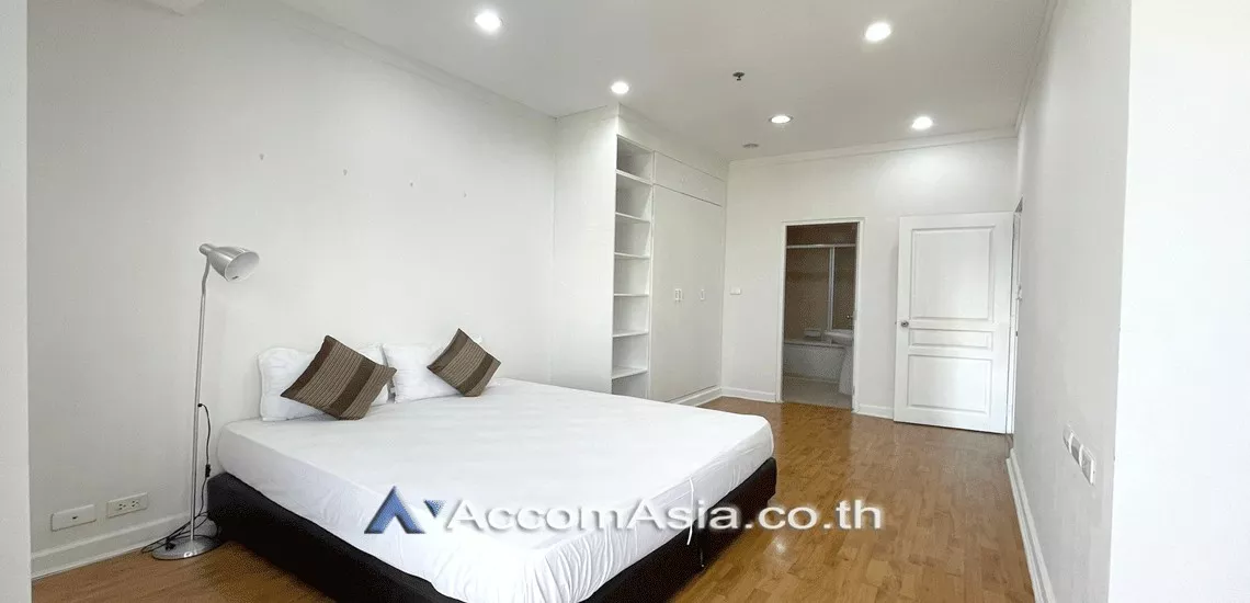 13  4 br Condominium For Rent in Sukhumvit ,Bangkok BTS Phrom Phong at The Waterford Diamond AA30346