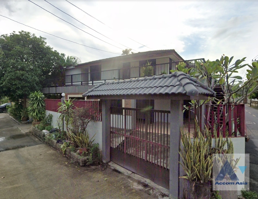  2  3 br House For Sale in sukhumvit ,Bangkok BTS Phra khanong AA30349