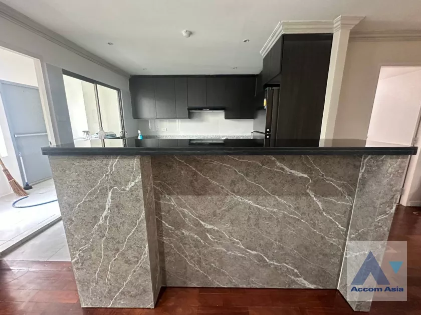  1  3 br Condominium for rent and sale in Sukhumvit ,Bangkok BTS Phrom Phong at Regent On The Park 1 24487