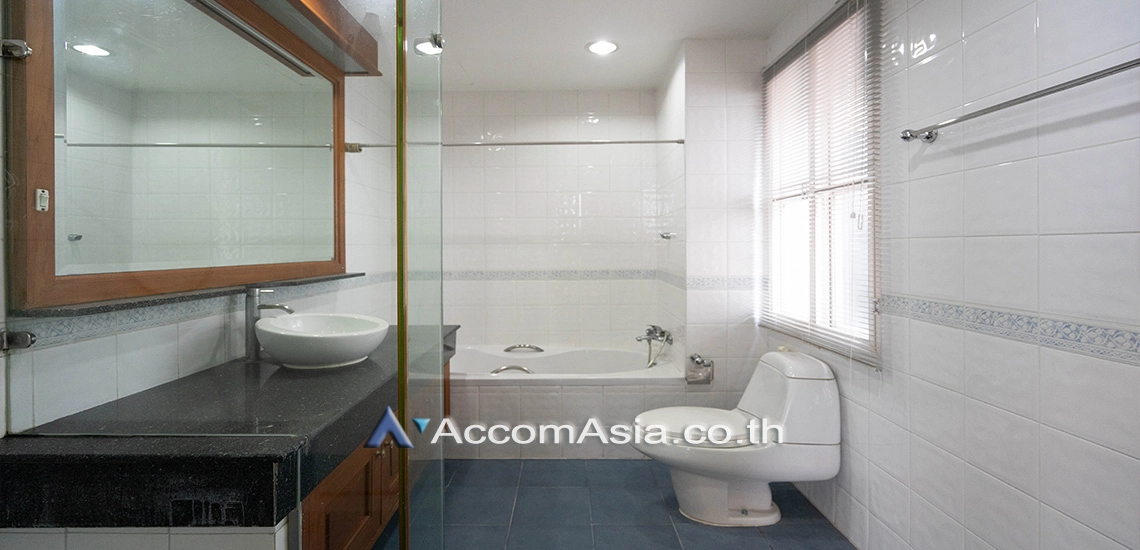 17  4 br House For Rent in Sukhumvit ,Bangkok BTS Thong Lo at Baan Klang Krung Thonglor AA30357