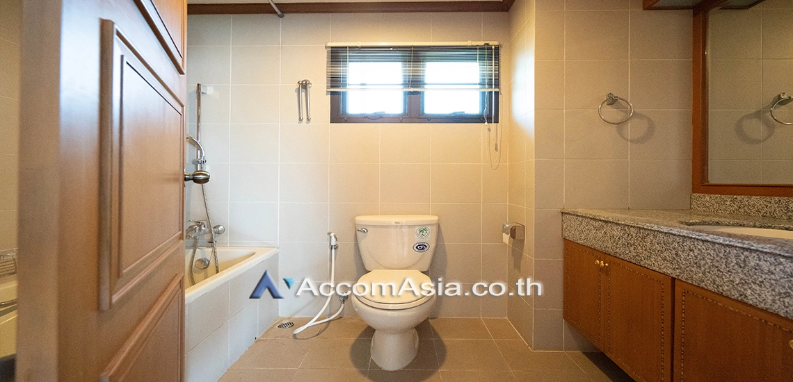 8  3 br Apartment For Rent in Sukhumvit ,Bangkok BTS Thong Lo at Comfortable for living AA30360