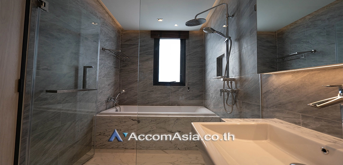 8  2 br Apartment For Rent in Sukhumvit ,Bangkok BTS Phrom Phong at Ultimate Privacy Project Only 12 Units in Building AA30362