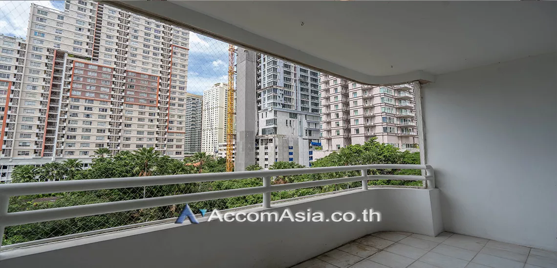 unitBig Balcony, Pet friendly |  3 Bedrooms  Condominium For Rent in Sukhumvit, Bangkok  near BTS Phrom Phong (24488)