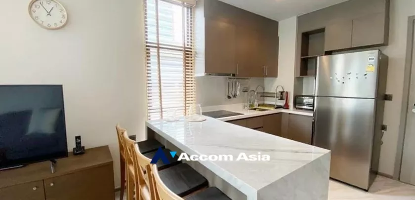 unit 2 Bedrooms  Condominium For Rent in Sukhumvit, Bangkok  near BTS Ekkamai (AA30365)