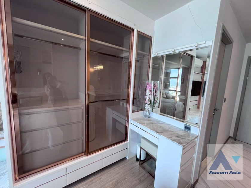 9  Studio Condominium for rent and sale in Sukhumvit ,Bangkok BTS Ekkamai at Rhythm Ekkamai AA30367