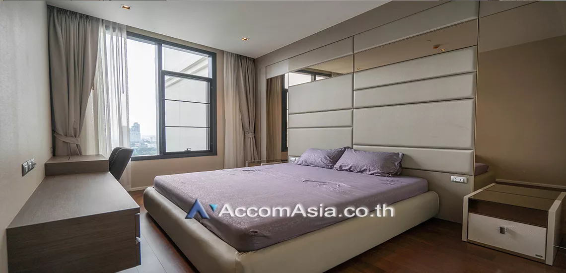 unit 2 Bedrooms  Condominium For Rent in Sukhumvit, Bangkok  near BTS Phrom Phong (AA30385)