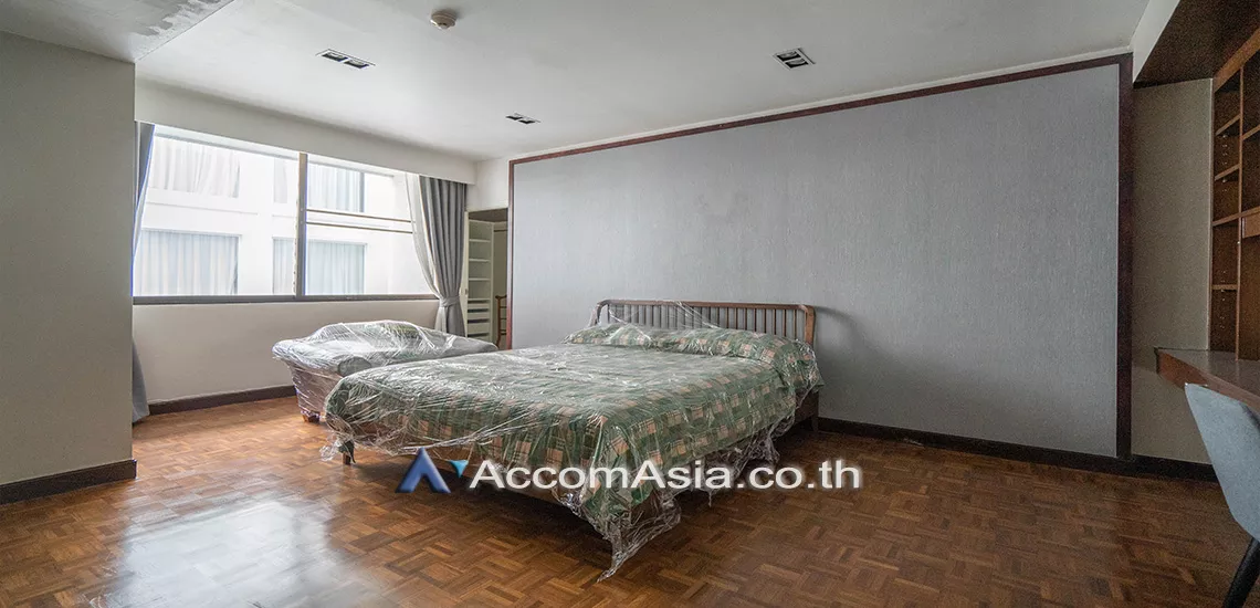 1  3 br Condominium For Rent in Sathorn ,Bangkok MRT Khlong Toei at Baan Yen Akard AA30388