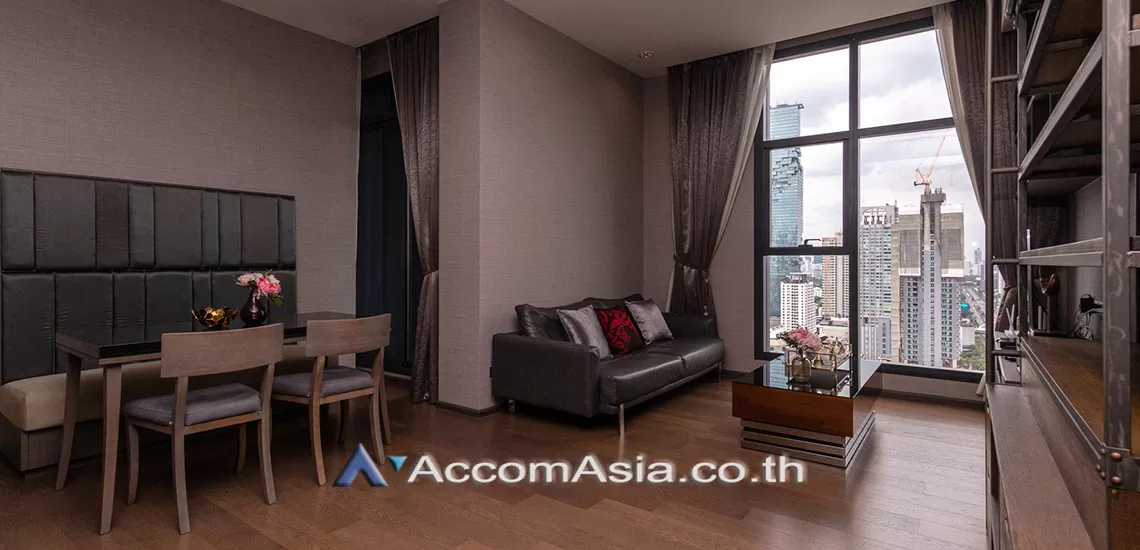 4  3 br Condominium For Rent in Silom ,Bangkok BTS Surasak at The Diplomat Sathorn AA30389