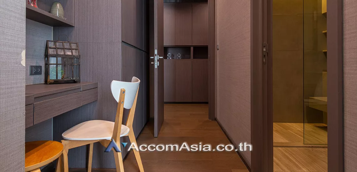 12  3 br Condominium For Rent in Silom ,Bangkok BTS Surasak at The Diplomat Sathorn AA30389