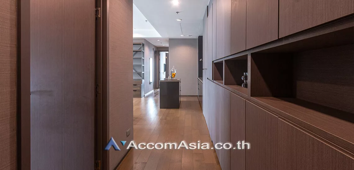 13  3 br Condominium For Rent in Silom ,Bangkok BTS Surasak at The Diplomat Sathorn AA30389