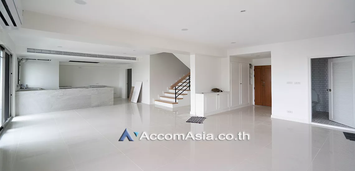 Duplex Condo |  Royal Castle Condominium  2 Bedroom for Rent BTS Phrom Phong in Sukhumvit Bangkok