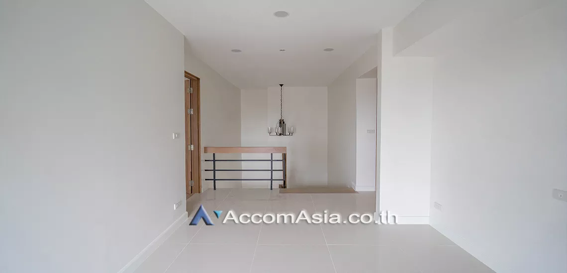 1  2 br Condominium For Rent in Sukhumvit ,Bangkok BTS Phrom Phong at Royal Castle Sukhumvit 39 AA30398