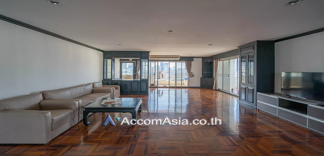unit 3 Bedrooms  Condominium For Rent in Sukhumvit, Bangkok  near BTS Phrom Phong (AA30399)