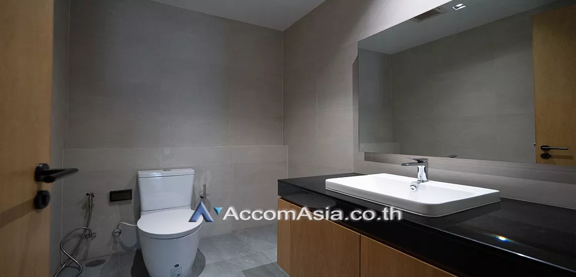 7  3 br Apartment For Rent in Sukhumvit ,Bangkok BTS Thong Lo at Modern Brand new Building AA30402
