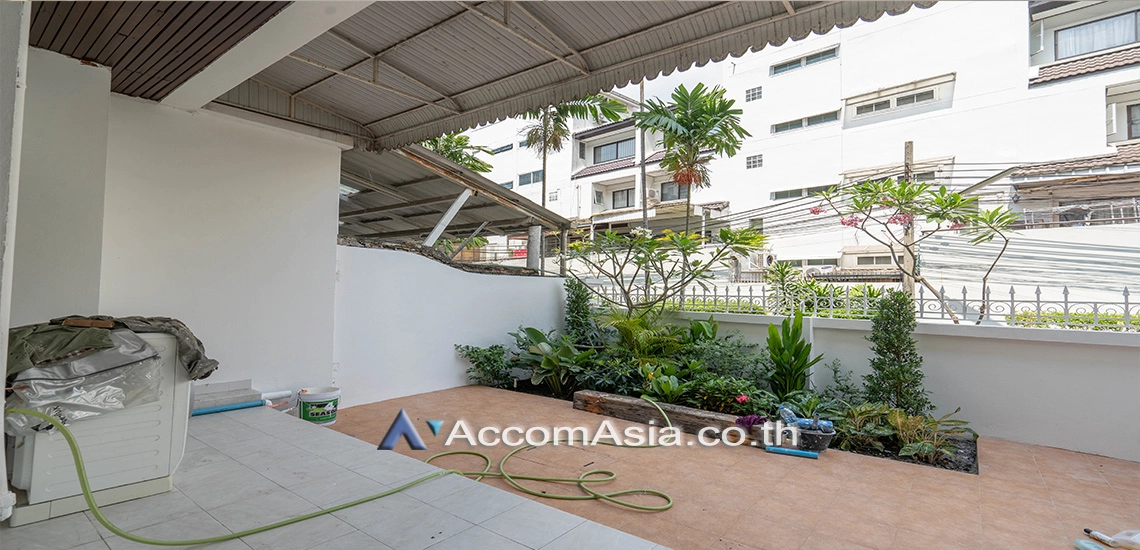 17  4 br Townhouse For Rent in Sukhumvit ,Bangkok BTS Ekkamai at Lotus Point Ekkamai AA30412