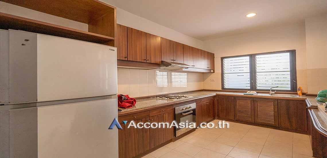 5  4 br Townhouse For Rent in Sukhumvit ,Bangkok BTS Ekkamai at Lotus Point Ekkamai AA30412