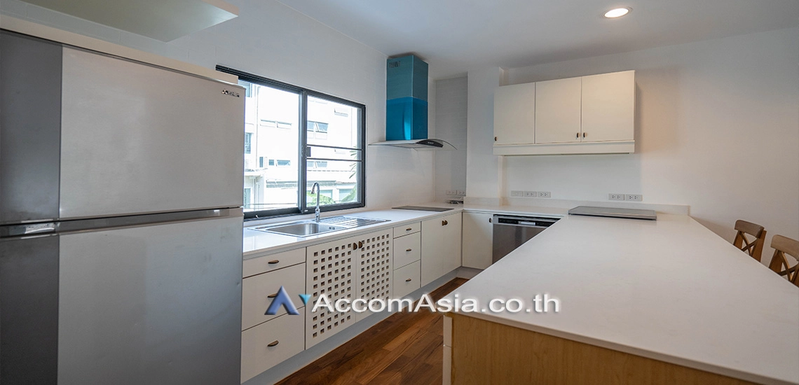 6  4 br Townhouse For Rent in Sukhumvit ,Bangkok BTS Ekkamai at Lotus Point Ekkamai AA30412