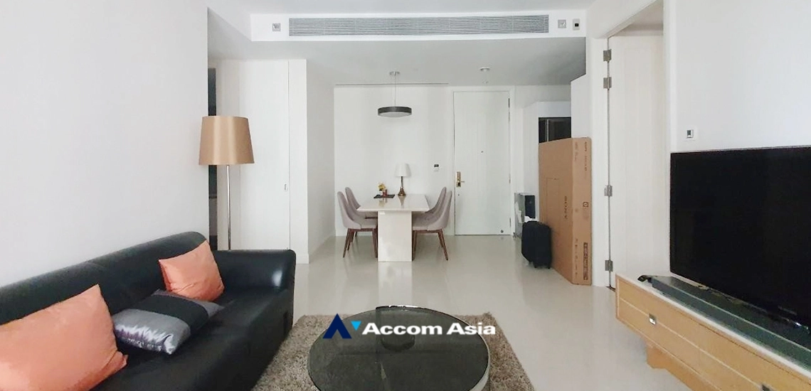 unit 2 Bedrooms  Condominium For Rent & Sale in Ploenchit, Bangkok  near BTS Chitlom (AA30417)