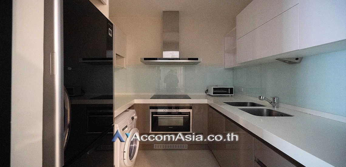 unit 2 Bedrooms  Condominium For Rent & Sale in Ploenchit, Bangkok  near BTS Chitlom (AA30418)