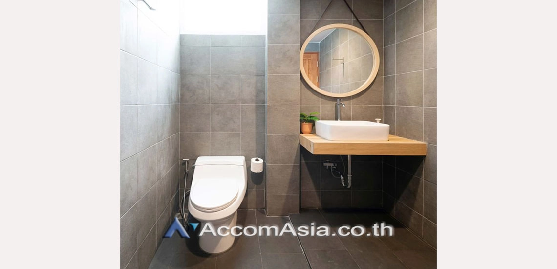 12  5 br House For Rent in Sukhumvit ,Bangkok BTS Ekkamai AA30419