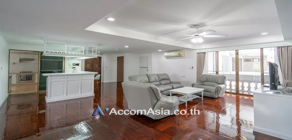 unit 3 Bedrooms  Apartment For Rent in Sukhumvit, Bangkok  near BTS Thong Lo (AA30422)