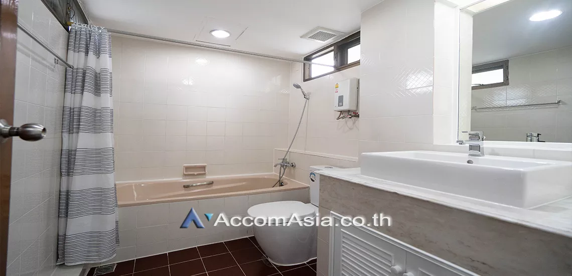 11  3 br Apartment For Rent in Sukhumvit ,Bangkok BTS Thong Lo at Charming apartment AA30422