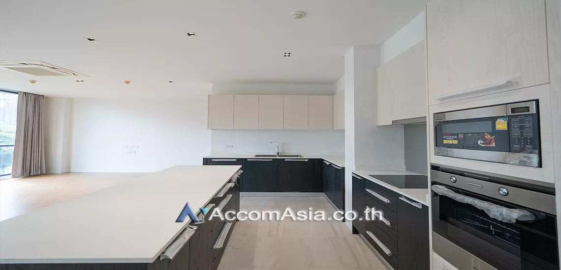  1  3 br Apartment For Rent in Sukhumvit ,Bangkok BTS Thong Lo at Modern Brand new Building AA30425