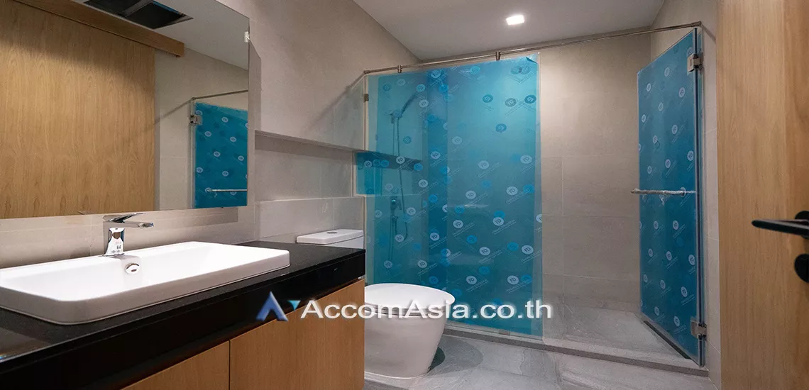 9  3 br Apartment For Rent in Sukhumvit ,Bangkok BTS Thong Lo at Modern Brand new Building AA30425