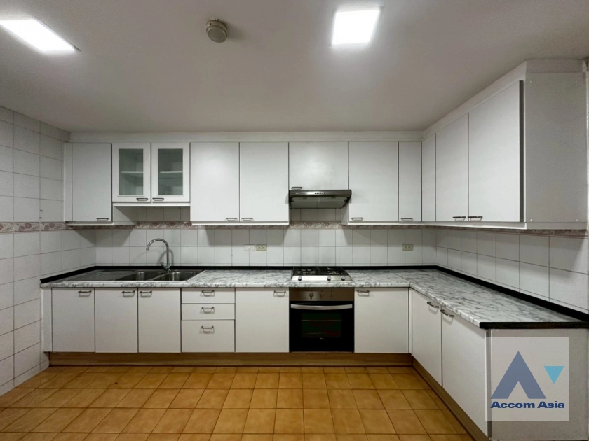 8  2 br Apartment for rent and sale in Sukhumvit ,Bangkok BTS Nana - MRT Sukhumvit at Private Environment Space AA30430