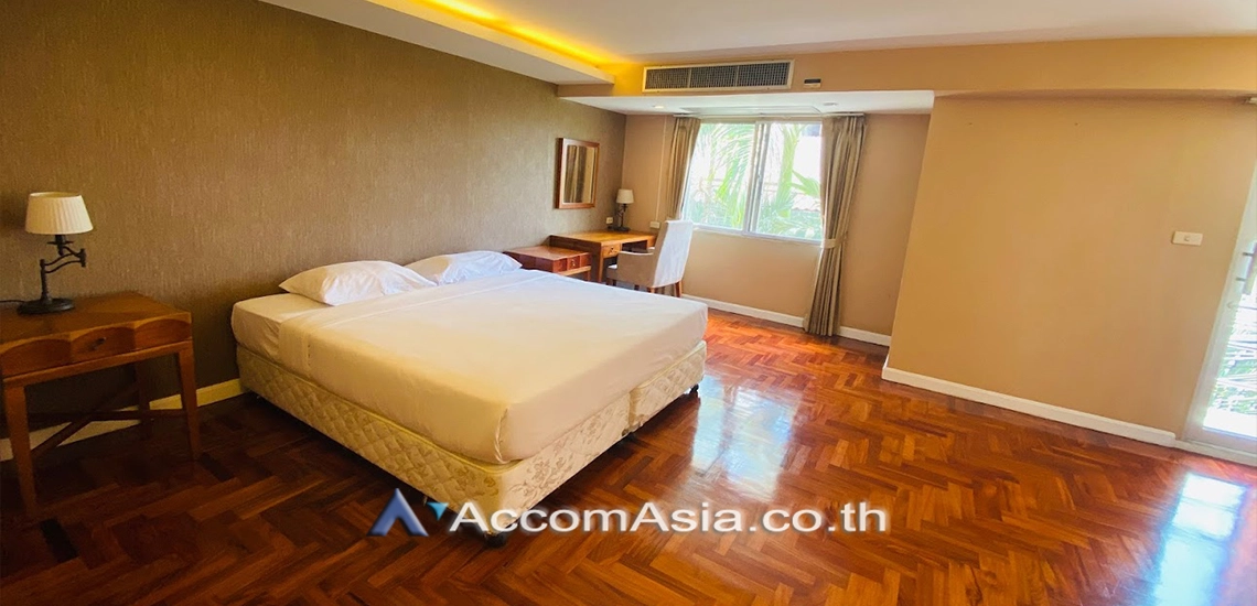 4  1 br Apartment For Rent in Sathorn ,Bangkok MRT Khlong Toei at Low rise Building AA30433