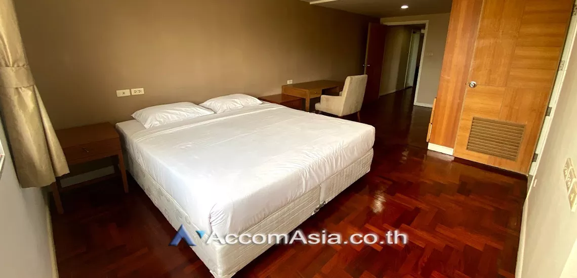 8  2 br Apartment For Rent in Sathorn ,Bangkok MRT Khlong Toei at Low rise Building AA30434