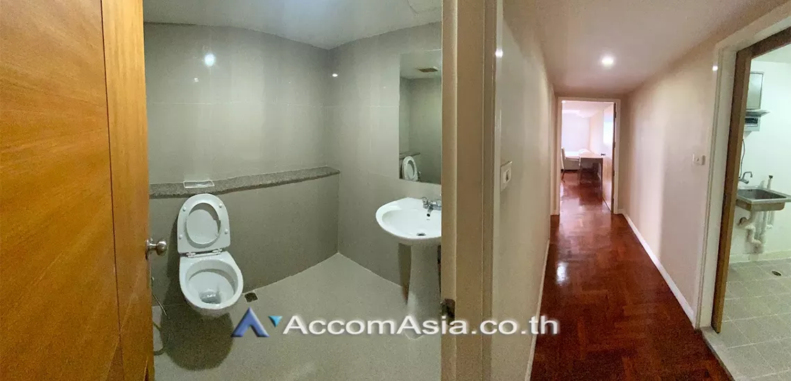 13  2 br Apartment For Rent in Sathorn ,Bangkok MRT Khlong Toei at Low rise Building AA30434