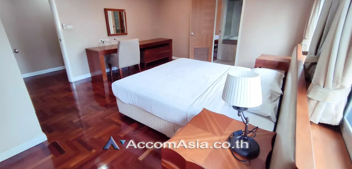 8  2 br Apartment For Rent in Sathorn ,Bangkok MRT Khlong Toei at Low rise Building AA30436