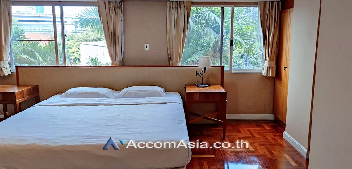 6  2 br Apartment For Rent in Sathorn ,Bangkok MRT Khlong Toei at Low rise Building AA30436