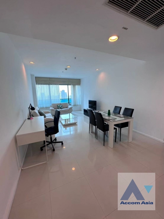  Royal Maneeya Executive Residence Condominium  2 Bedroom for Sale & Rent BTS Chitlom in Ploenchit Bangkok
