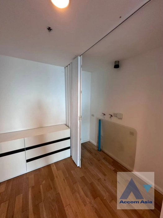 10  2 br Condominium for rent and sale in Ploenchit ,Bangkok BTS Chitlom at Royal Maneeya Executive Residence AA30439