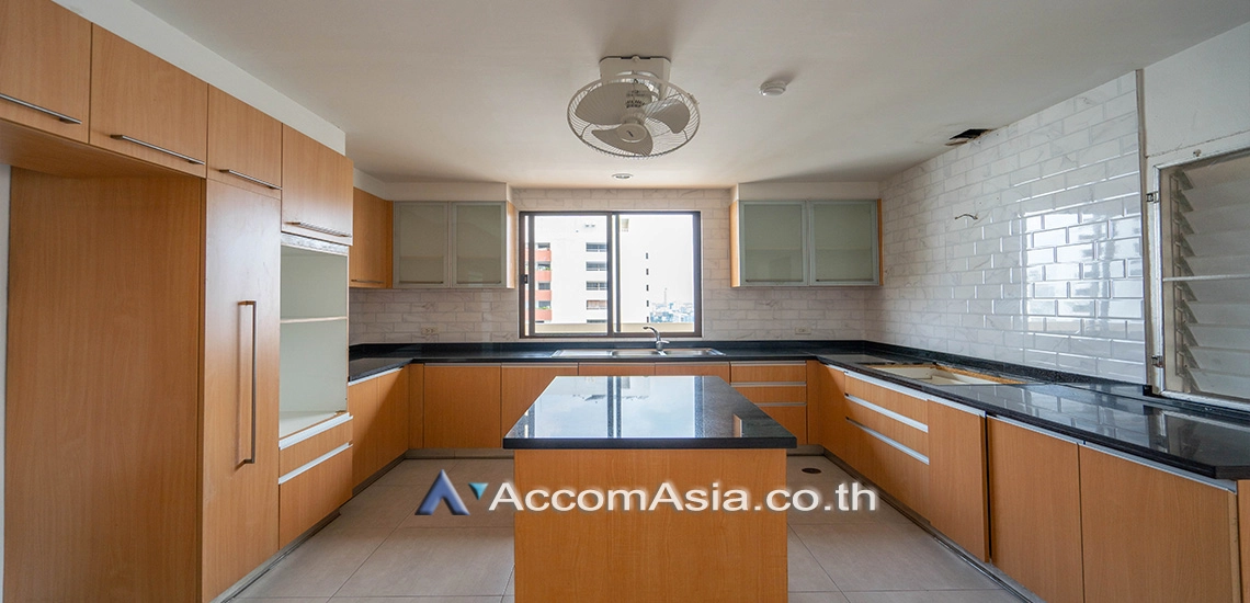 5  4 br Apartment For Rent in Sukhumvit ,Bangkok BTS Asok - MRT Sukhumvit at Perfect for family AA30443