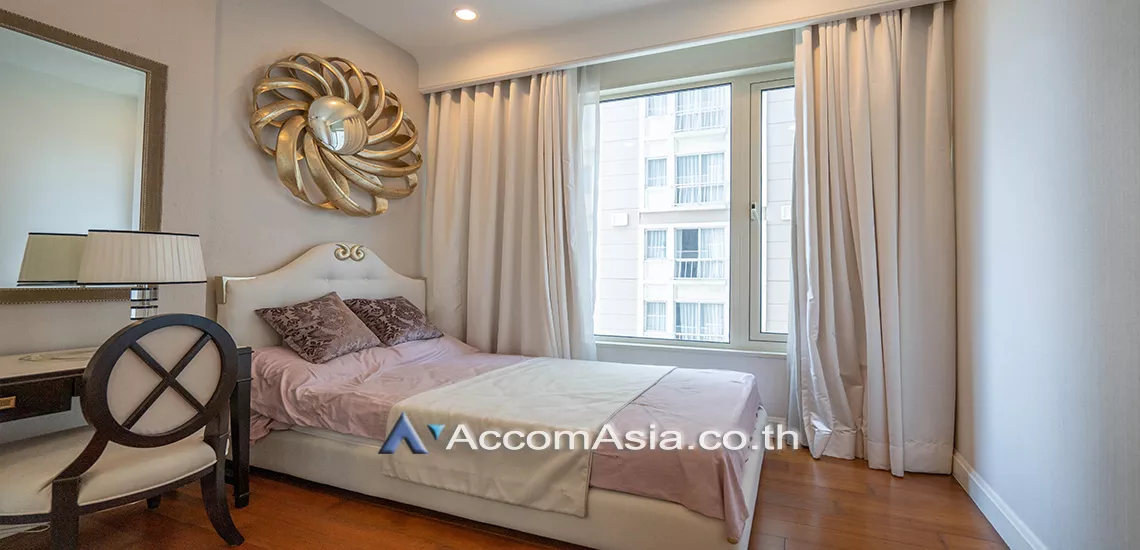 4  2 br Condominium For Sale in Ploenchit ,Bangkok BTS Chitlom at Q Langsuan  AA30444