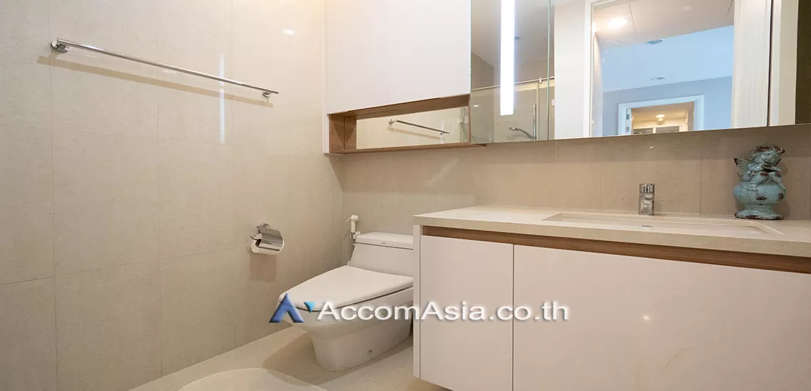 7  2 br Condominium For Sale in Ploenchit ,Bangkok BTS Chitlom at Q Langsuan  AA30444