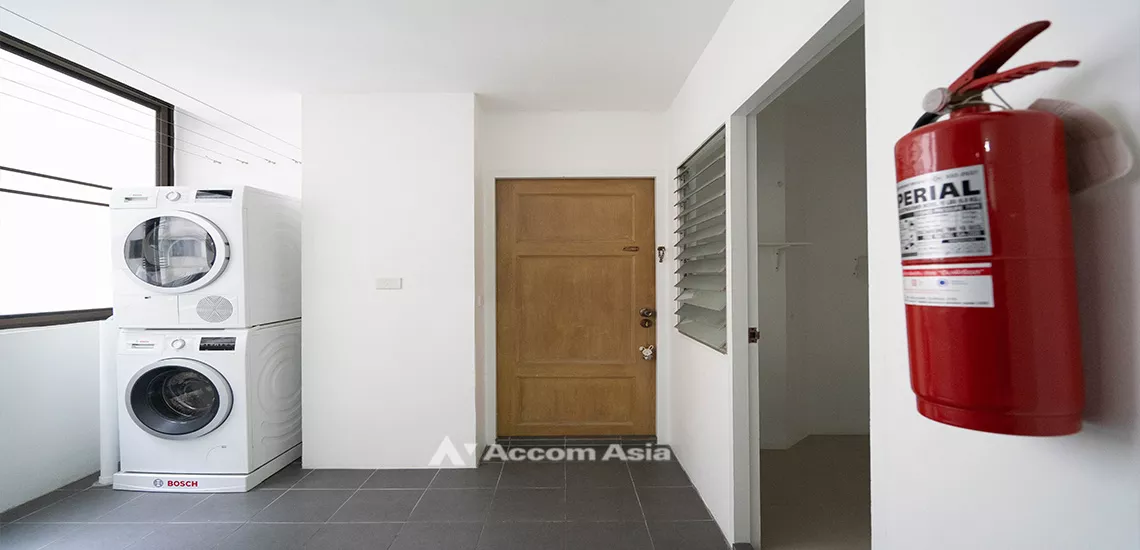 8  3 br Condominium For Rent in Sukhumvit ,Bangkok BTS Phrom Phong at Ruamsuk 24496