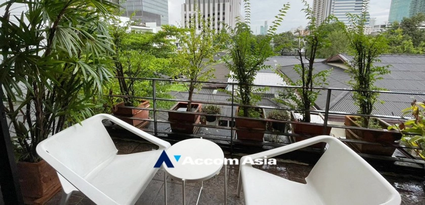 13  2 br Apartment for rent and sale in Phaholyothin ,Bangkok BTS Ari at Low-rise Apartment 750m. walk to BTS AA30445