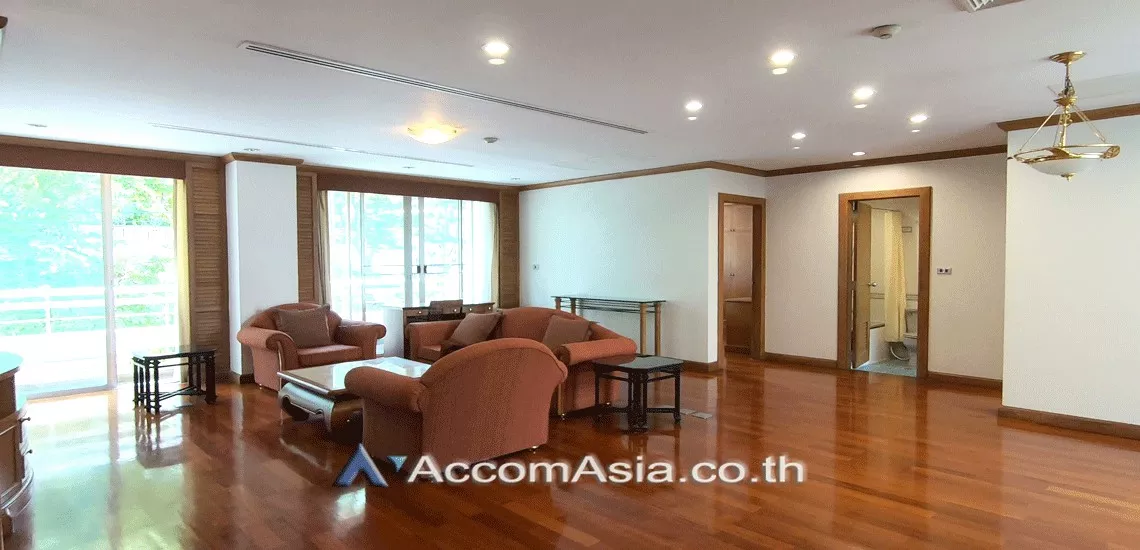 Pet friendly |  2 Bedrooms  Apartment For Rent in Sathorn, Bangkok  near BTS Chong Nonsi (AA30446)