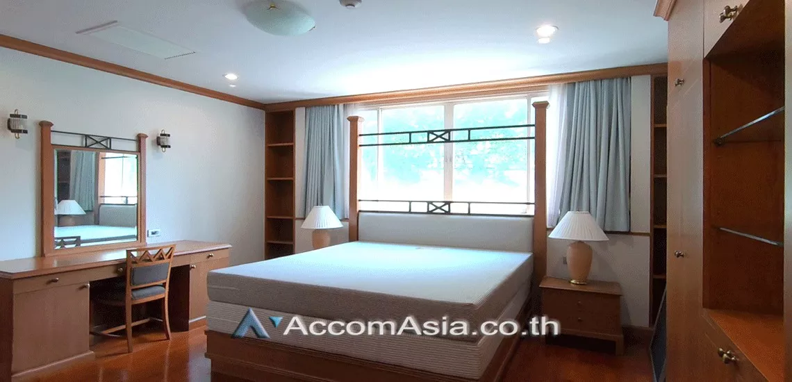 8  2 br Apartment For Rent in Sathorn ,Bangkok BTS Chong Nonsi at Classic Contemporary Style AA30446