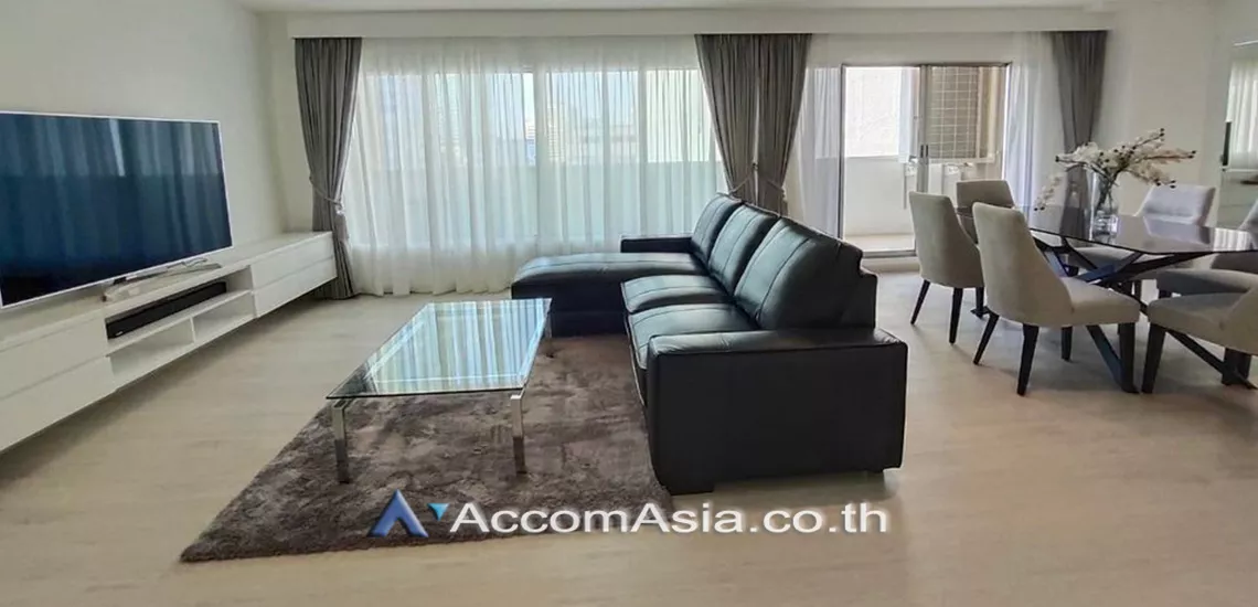  2 Bedrooms  Condominium For Rent in Silom, Bangkok  near BTS Sala Daeng - MRT Silom (AA30459)