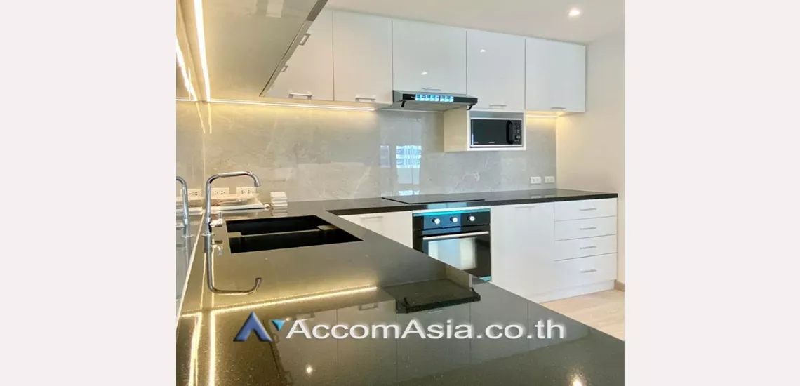 14  2 br Condominium For Rent in Silom ,Bangkok BTS Sala Daeng - MRT Silom at Silom Condominium AA30459
