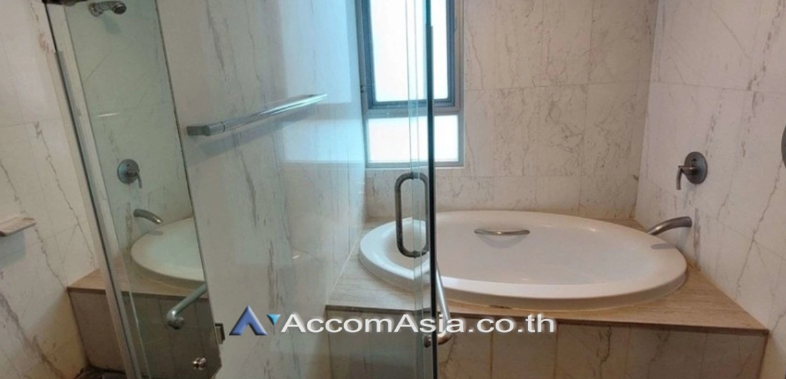 12  3 br Apartment For Rent in Sukhumvit ,Bangkok BTS Asok - MRT Sukhumvit at Spacious Living in Asoke – 220 SQ.M. Up AA30464