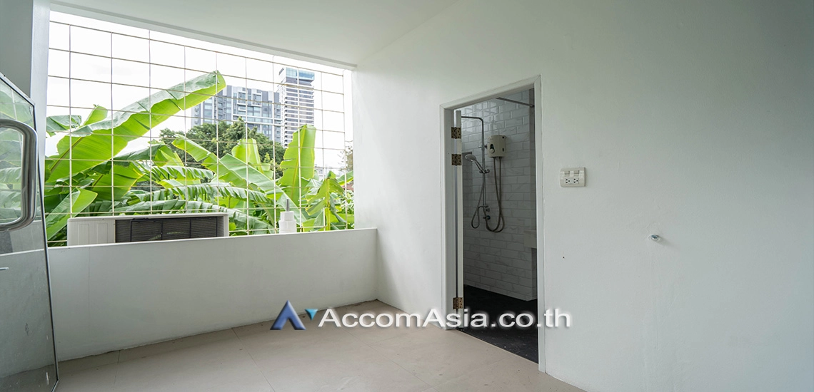 14  3 br Townhouse For Rent in Sukhumvit ,Bangkok BTS Ekkamai AA30465