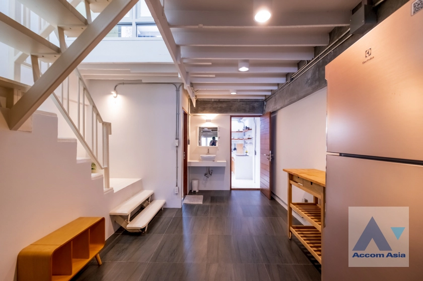 8  2 br Townhouse for rent and sale in Sukhumvit ,Bangkok BTS Phra khanong at Moo Baan Klongtan Nivet AA30470